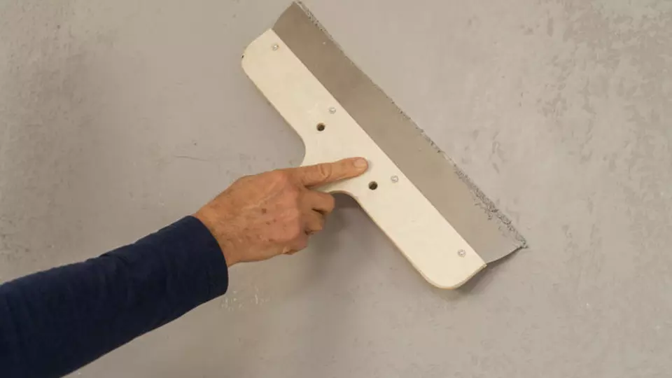 Wand gladmaken stap 3